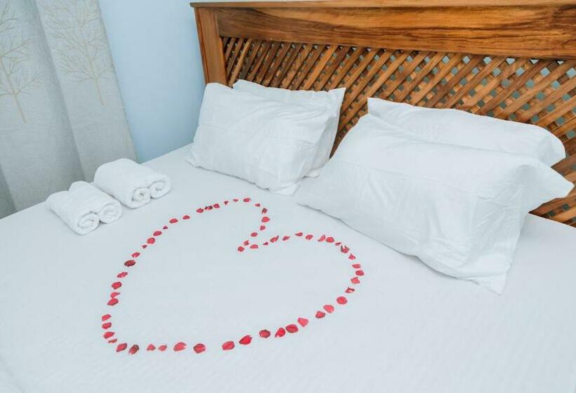 اتاق لوکس, Kisanga Homestay