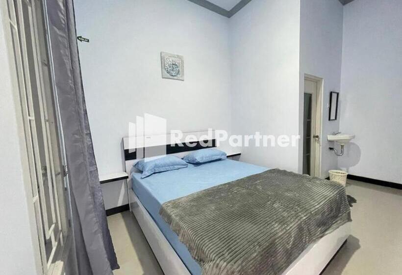 Номер Deluxe, N3 Syariah Near Stasiun Tegal Mitra Reddoorz