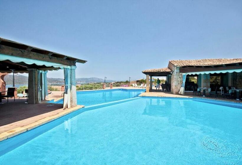 Студия Стандарт, Apartments In Residence With Swimming Pool In Porto Rotondo