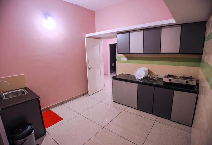 Апартаменты 2 Спальни, Zanbaq Residency