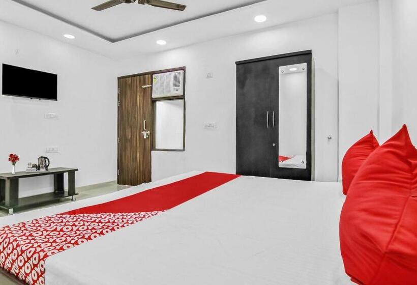 트리플 클래식 룸, Flagship Hotel Secret Mirage Near Rithala Metro Station