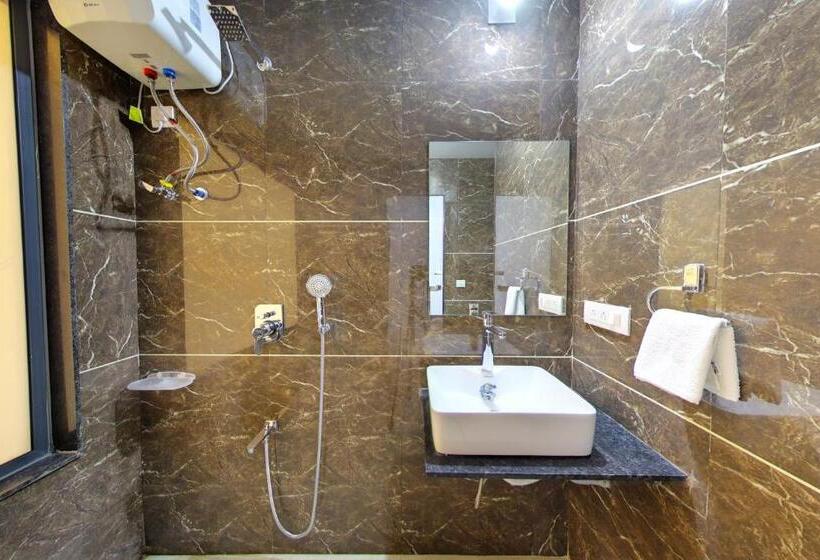 Номер Superior Кровать Кинг, Anantam Resort