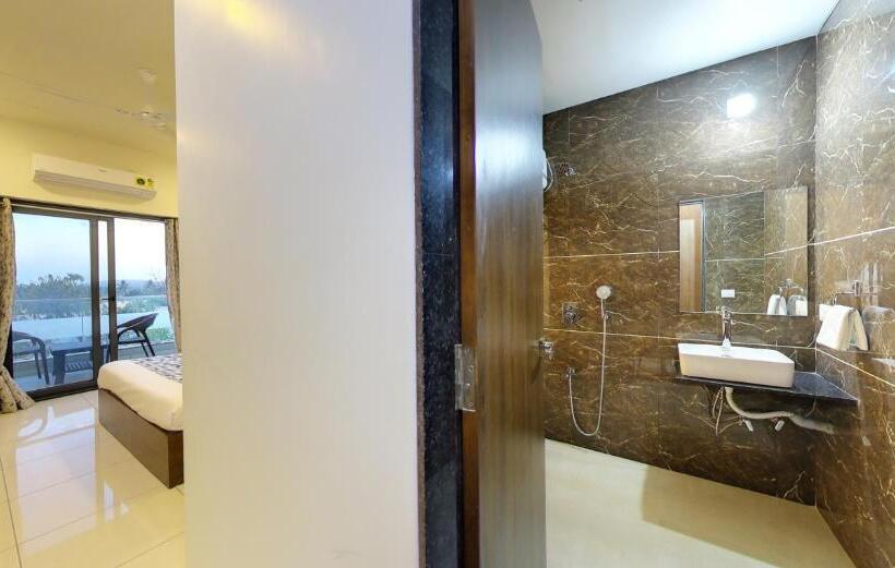 Люкс Кровать Кинг, Anantam Resort