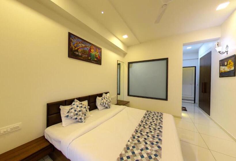 Номер Superior Кровать Кинг, Anantam Resort