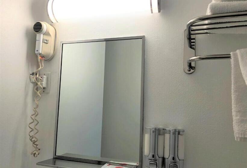 스탠다드 룸, Blue Coast Inn & Suites