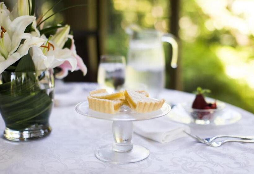 带城市景观的标准间, Stonehurst Place Bed & Breakfast