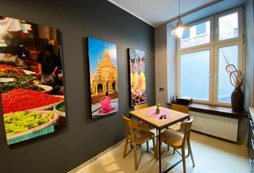 Номер Стандарт Трехместный, Hostel Rynek22