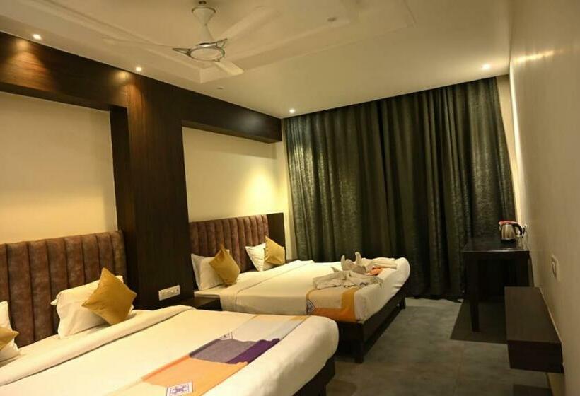 标准间, Nakshatra Resort