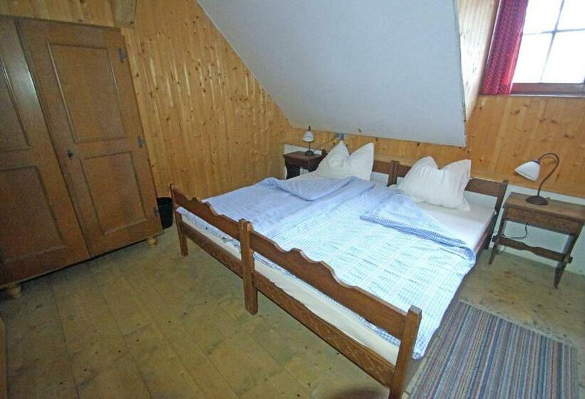 Номер Стандарт, Straniger Alm