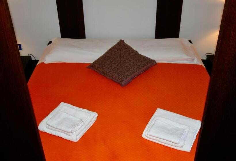 Standard room with outdoor bath, Le Suite Guarinelli B&b