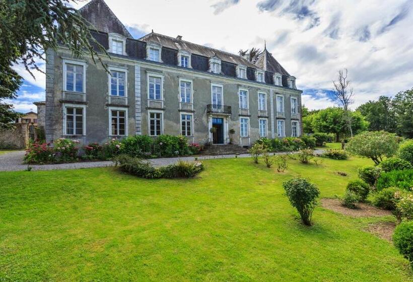 Standard room with outdoor bath, Chateau D Estrac