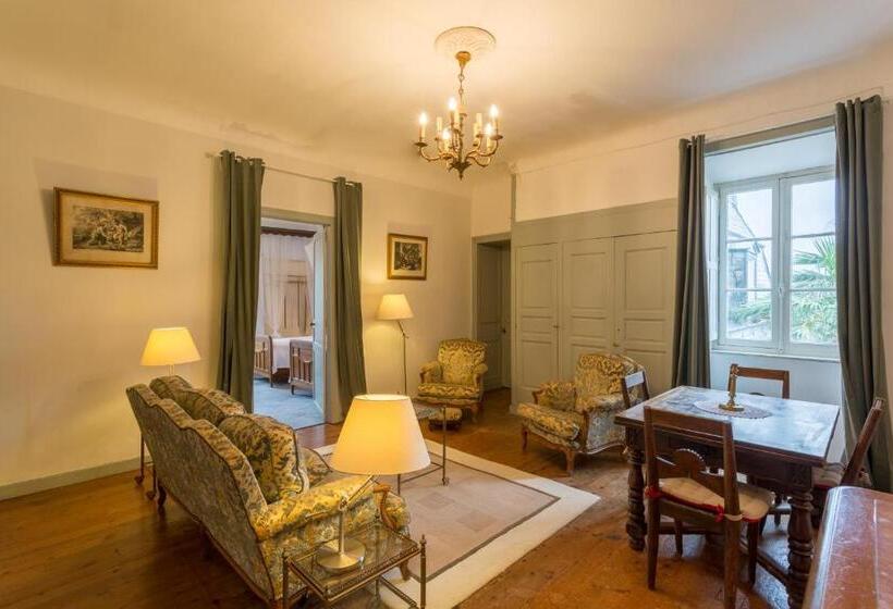 Апартаменты Deluxe 1 Спальня, Chateau D Estrac