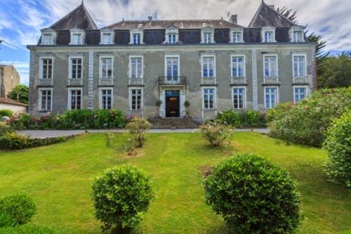 Президентский Люкс, Chateau D Estrac