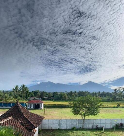 Номер Стандарт, Pondok Tetebatu Cottages And Cafe