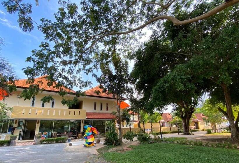 اتاق استاندارد با چشم‌انداز باغ, Chanchaolao Beach Resort