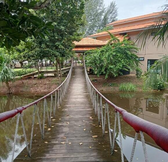 اتاق خانوادگی با سرویس بهداشتی مشترک, Chanchaolao Beach Resort