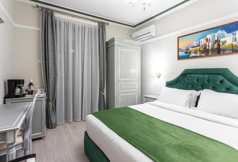 جناح ذو إطلالة, Pandrosos Divine Suites