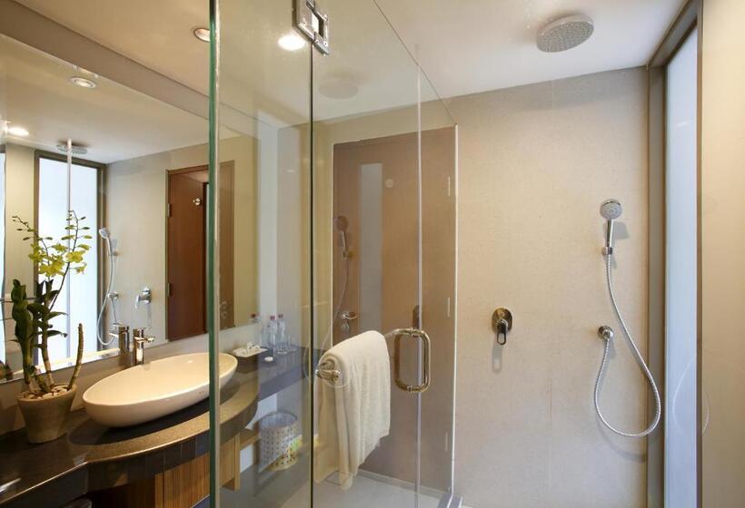 اتاق لوکس با چشم‌انداز, D Primahotel Petitenget Seminyak 2