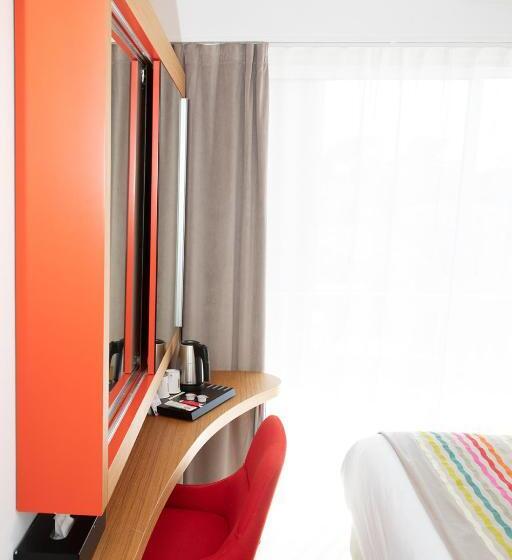 Classic room with balcony, Best Western Arcachon Le Port