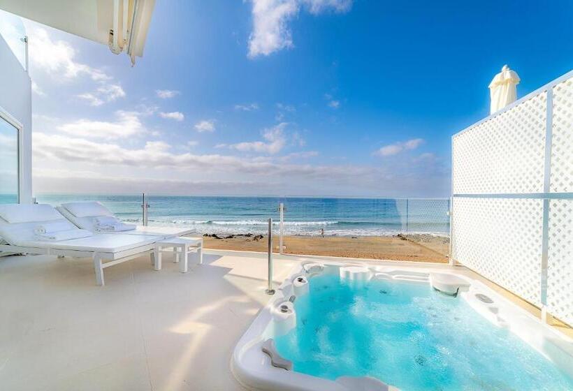 Люкс Superior Вид на Море, Lani S Suites De Luxe   Adults Only