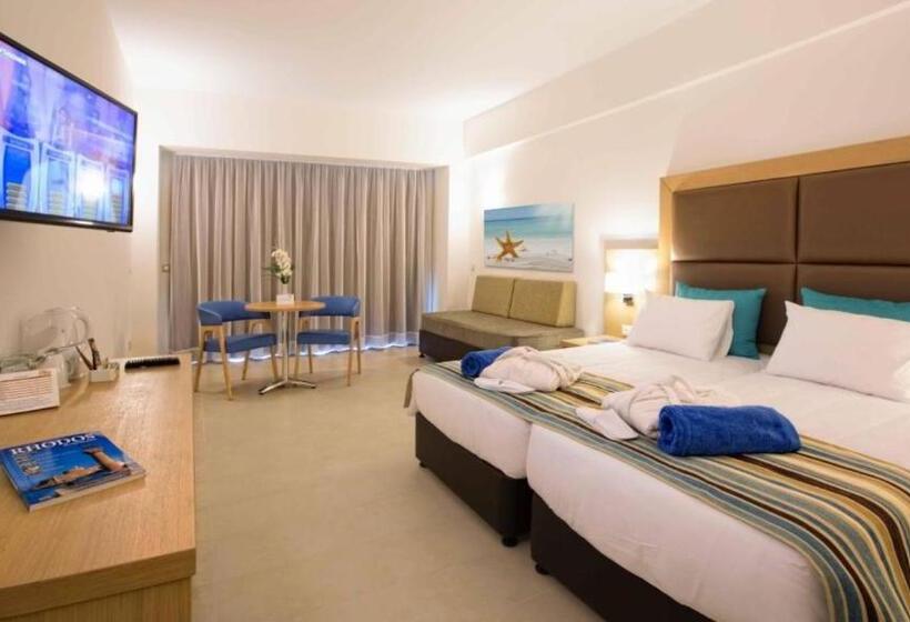 标准间, Asterias Beach Resort