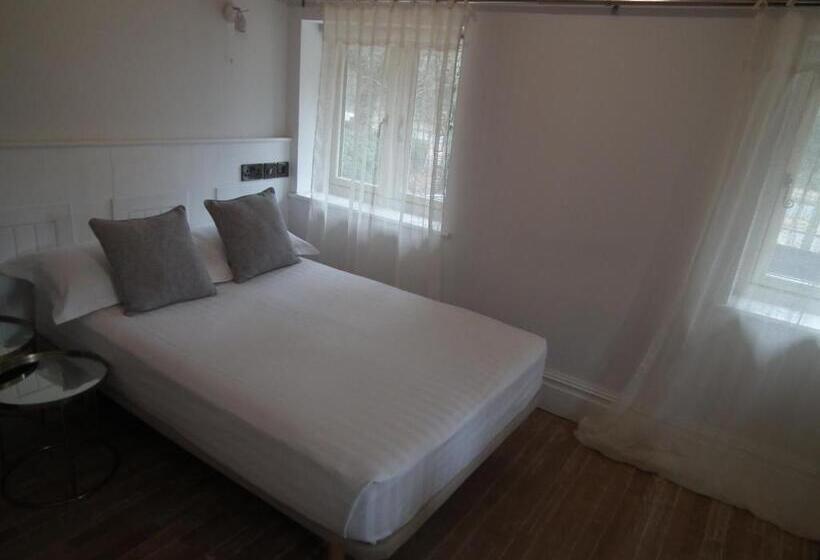 غرفة ديلوكس فردية, The Kingsley At Eversley