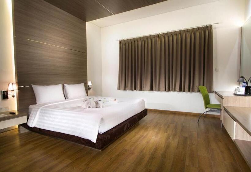 سوئیت 2 خوابه, Whiz Prime Hotel Kelapa Gading