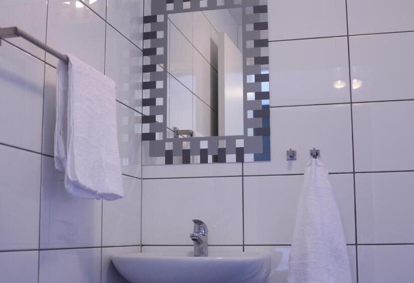 Номер Стандарт, Nacka Stadshotell