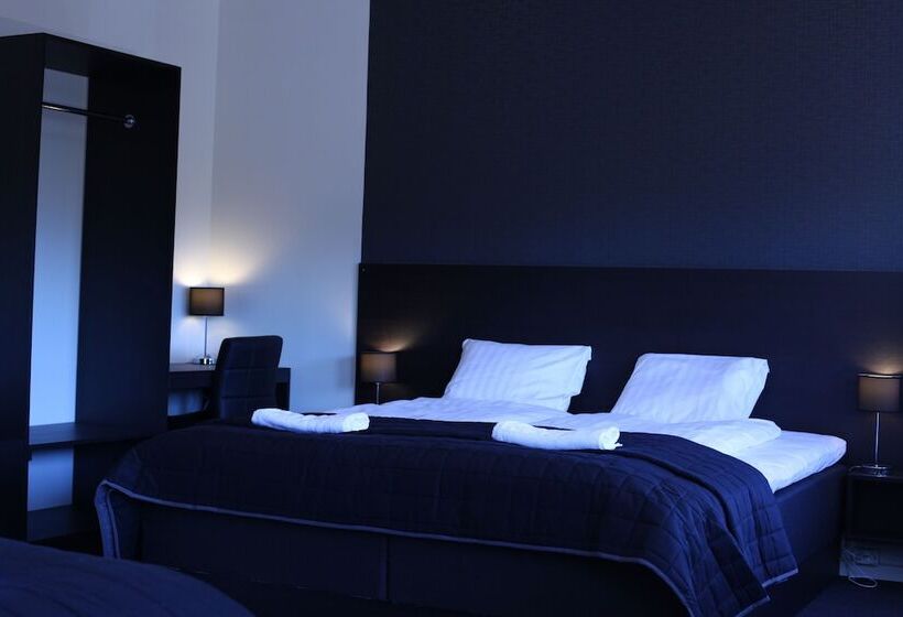 Номер Стандарт Трехместный, Nacka Stadshotell
