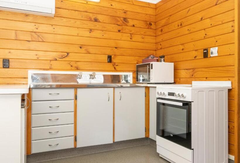 침실 1개 아파트, Tudor Park Motel