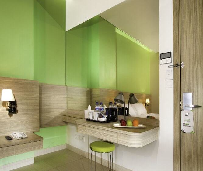 اتاق سوپریور, Whiz Prime Hotel Kelapa Gading