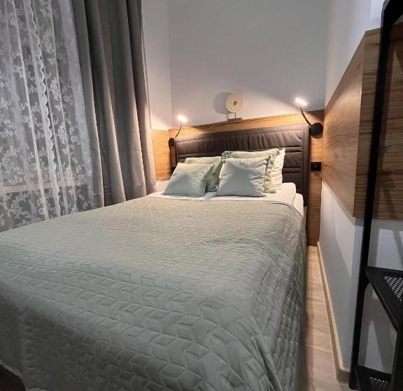 اتاق استاندارد, Krakow Apartments & Rooms