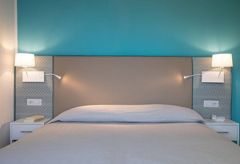 Четырехместный Номер Deluxe, Lu  Hotel Maladroxia
