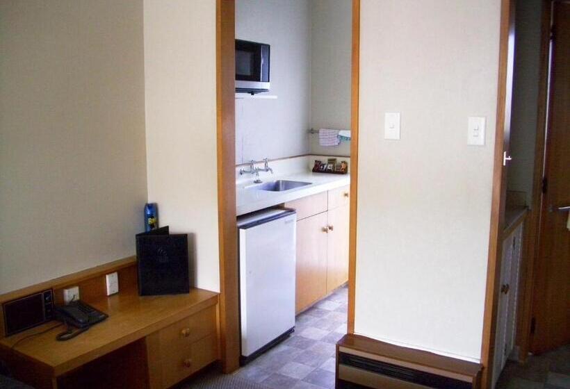 스위트, Turangi Bridge Motel