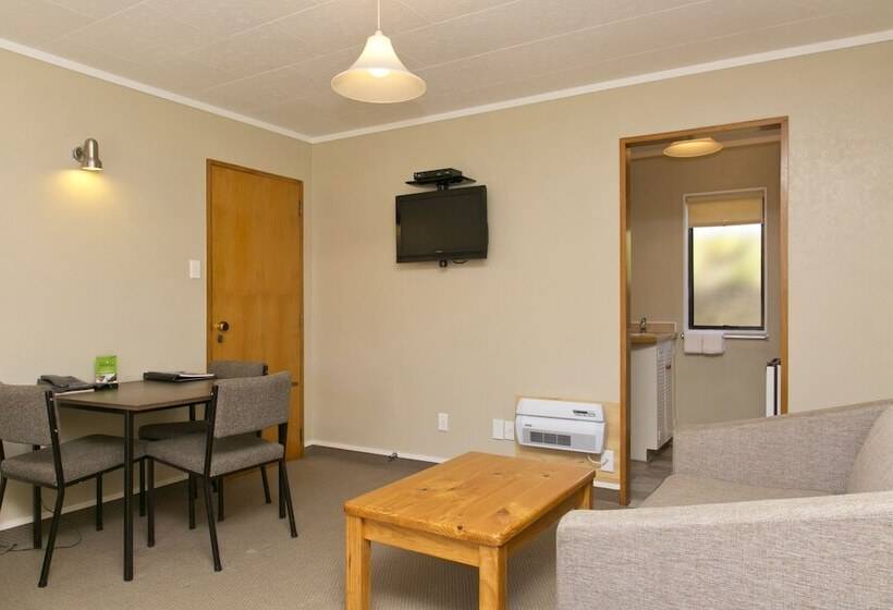 스탠다드 룸, Turangi Bridge Motel
