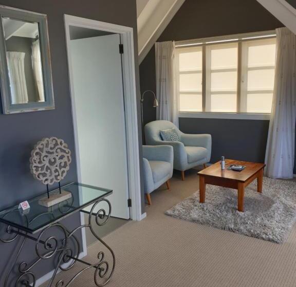 Номер Deluxe Вид на Море с Балконом, Brenton Lodge