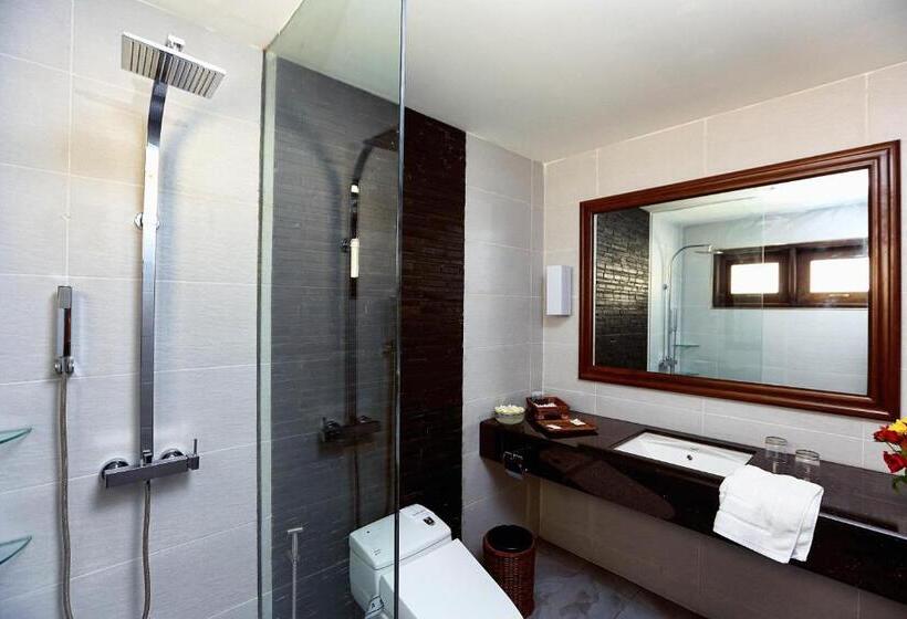 اتاق لوکس با بالکن, Eskala Hotels & Resorts Ngwe Saung