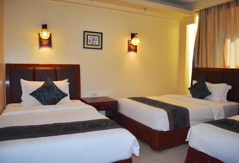 패밀리 룸, Golden Phoenix Hotel Boracay