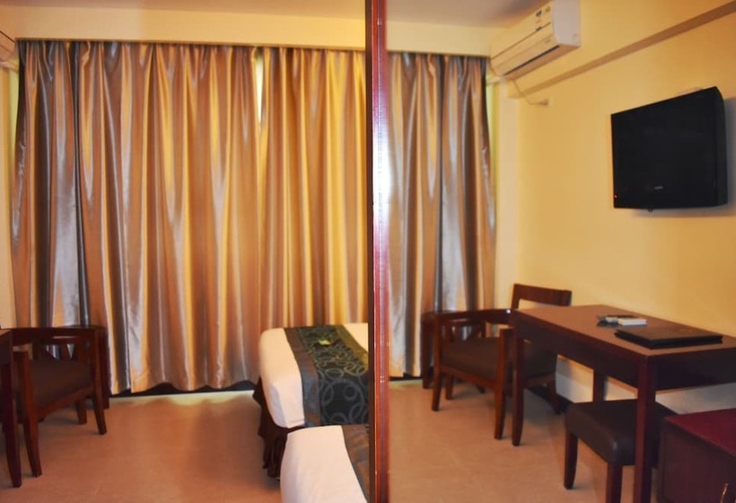 디럭스 룸, Golden Phoenix Hotel Boracay