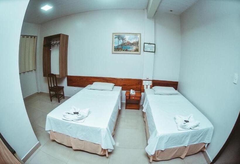 标准间, Frota Palace