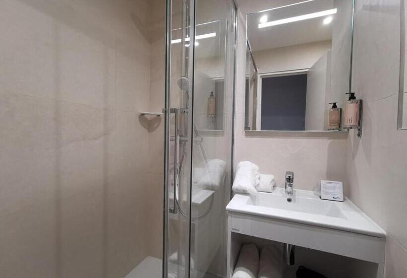 Номер Стандарт Вид на Море, Opal Inn