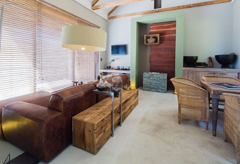 سوییت جونیور, The Olive Exclusive Allsuite
