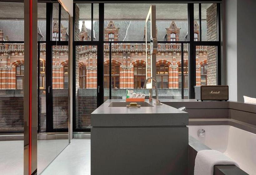 Büyük Çift Kişilik Yataklı Süit, W Amsterdam
