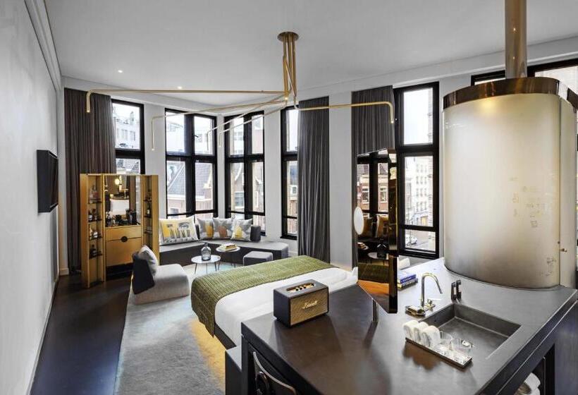 Büyük boy yataklı Standart Stüdyo, W Amsterdam