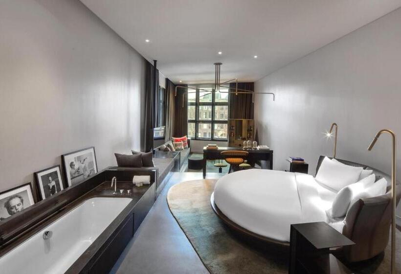 Büyük boy yataklı Standart Stüdyo, W Amsterdam