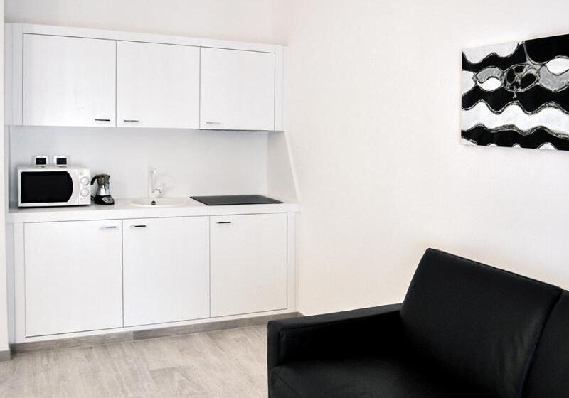 Standart Stüdyo, W Amsterdam