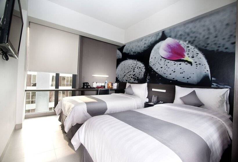 Номер Superior, Neo Hotel Tendean Jakarta By Aston