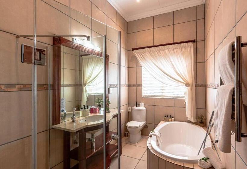 Семейный Номер, Mooiplaas Guest House