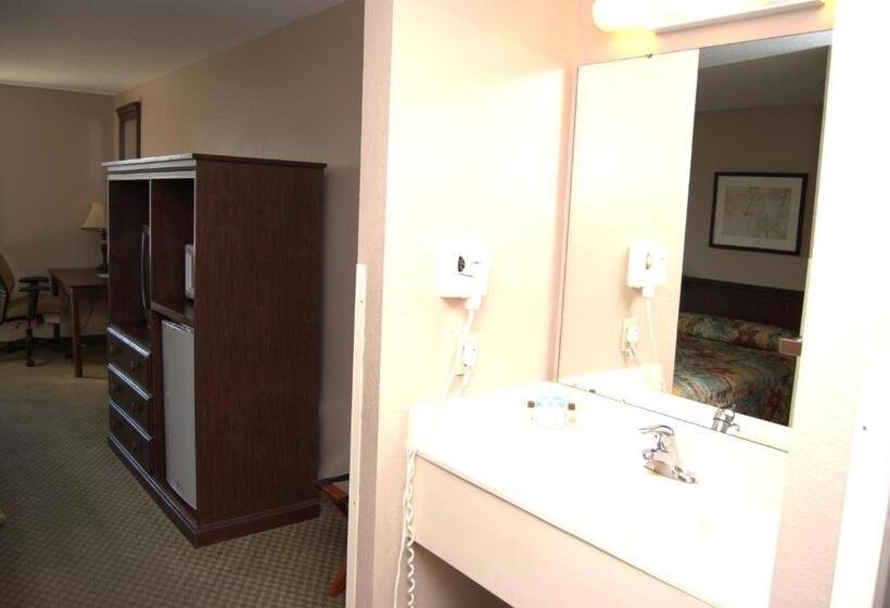 Номер Стандарт, Commodore Resort