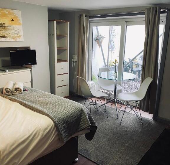 Студия Superior, Ei8ht Brighton Guest Accommodation